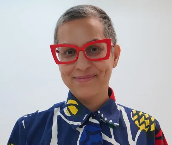 Kuvassa Nora Dadi